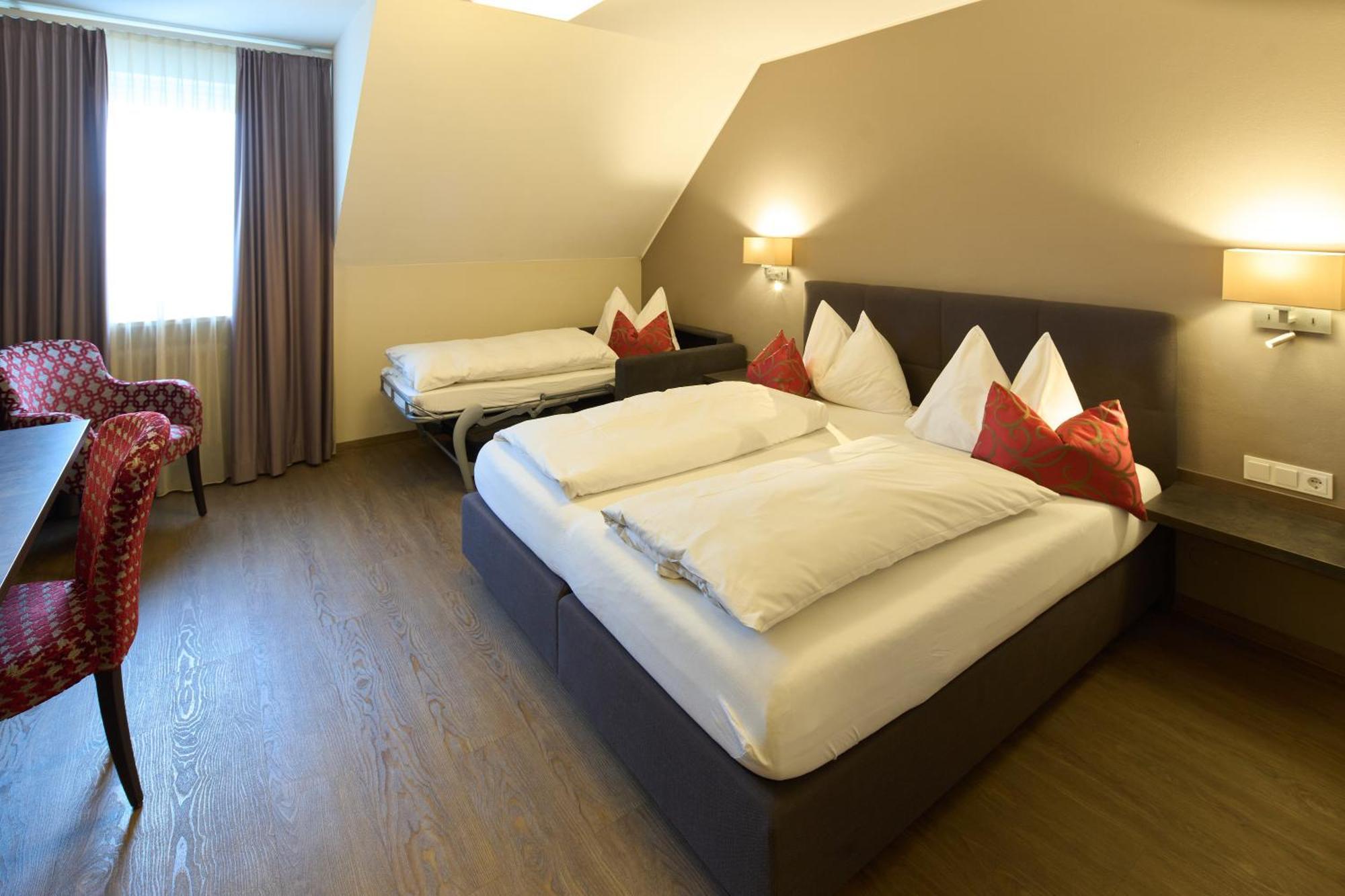 Hotel Staffler Odelzhausen Buitenkant foto